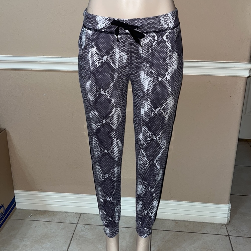 Prism Sport Joggers Snake Print